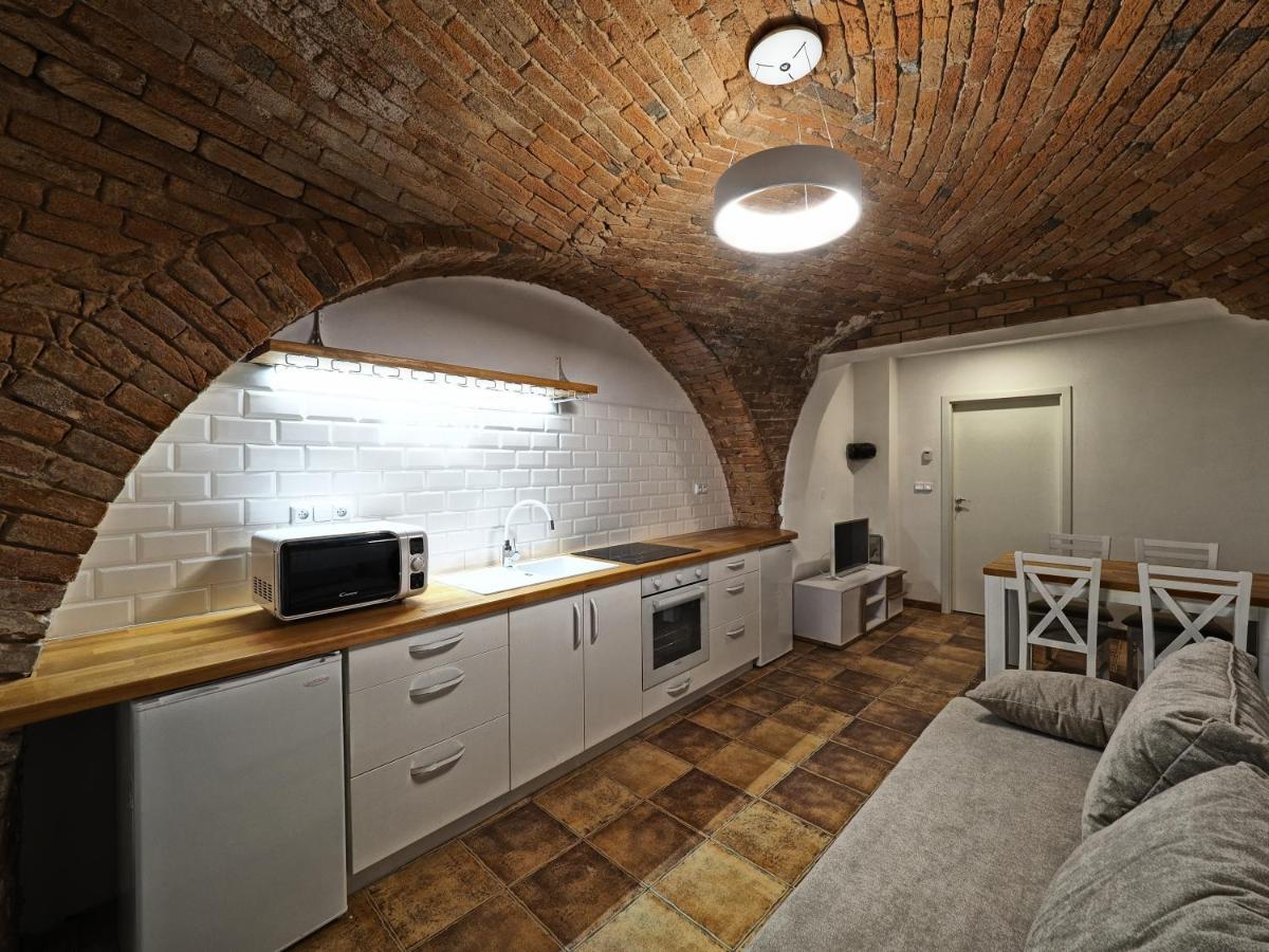 Apartmany Habanska, Cely Dum Pouzdrany Eksteriør billede