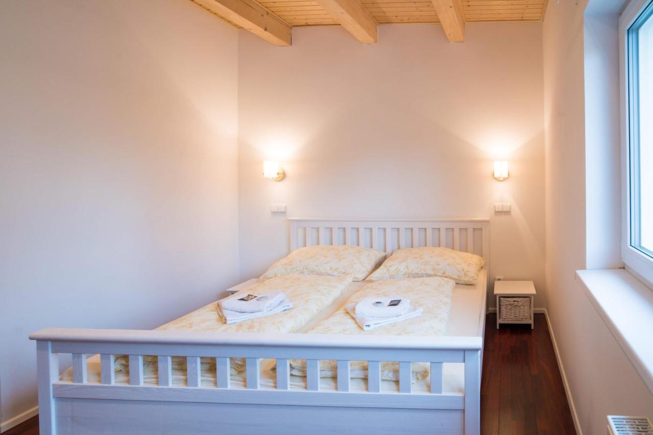 Apartmany Habanska, Cely Dum Pouzdrany Eksteriør billede