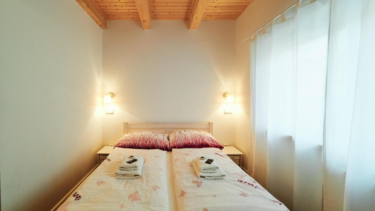 Apartmany Habanska, Cely Dum Pouzdrany Eksteriør billede